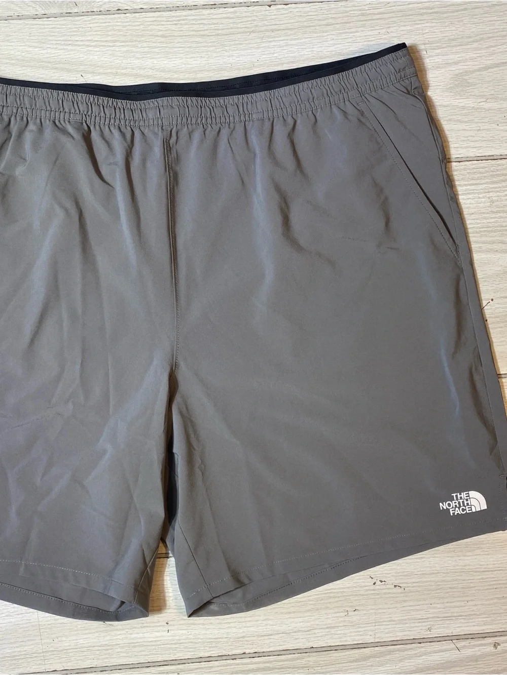 The North Face Mens Shorts XXL Gray FlashDry-XD Athletic Running Mesh NWOT!
